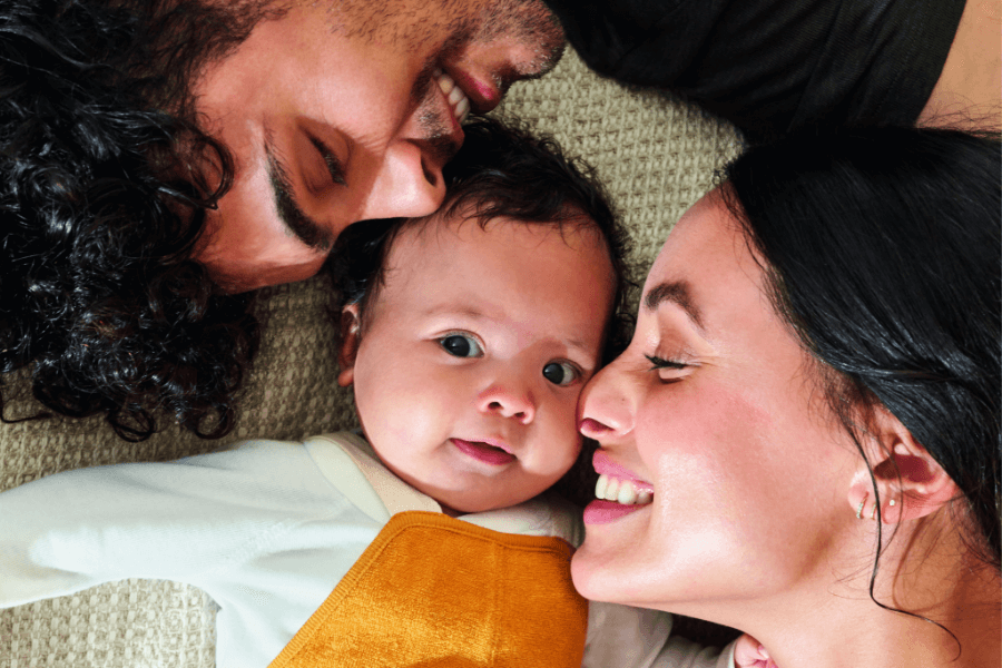 Layout Nine Title Below 3